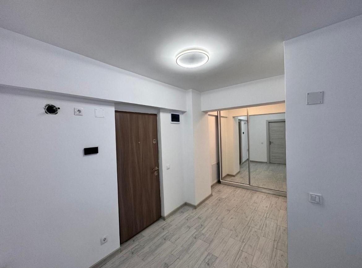 Luxy Lägenhet Craiova Exteriör bild